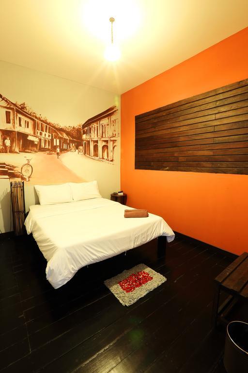Luang Poj Boutique Hostel Ranong Pokoj fotografie