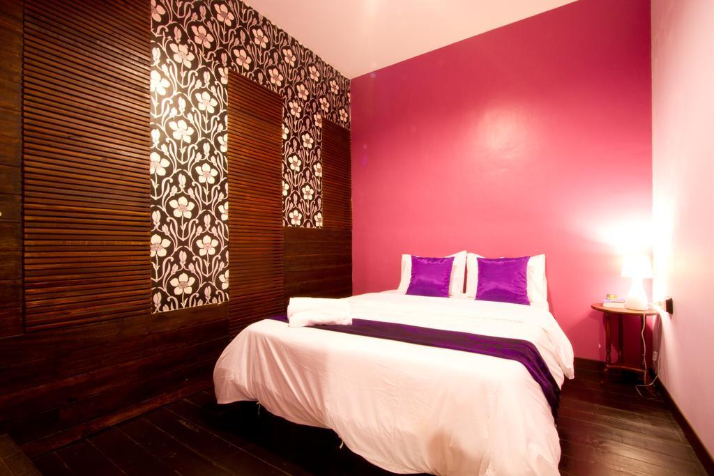 Luang Poj Boutique Hostel Ranong Pokoj fotografie